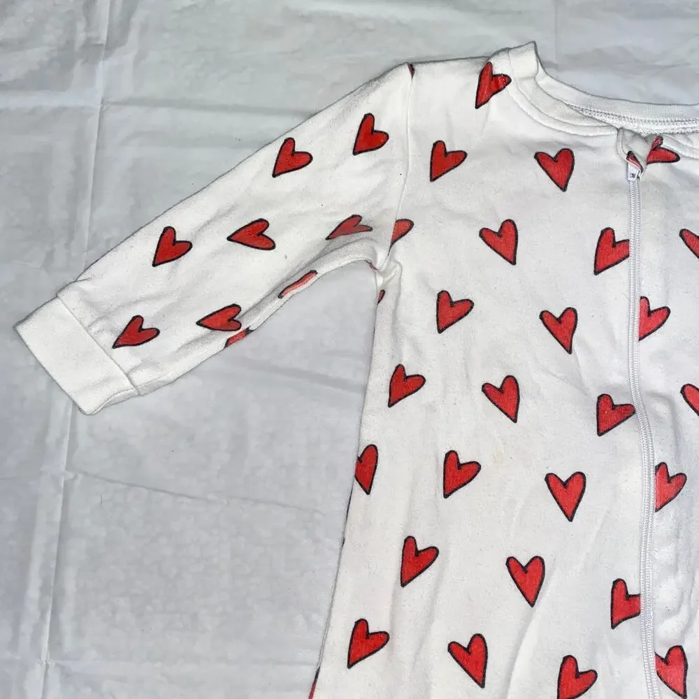Sammy + Nat White Red Heart One-Piece Baby Girls Pajamas Size 12 Months